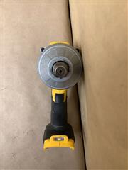 DEWALT DCF889 20V MAX 1/2